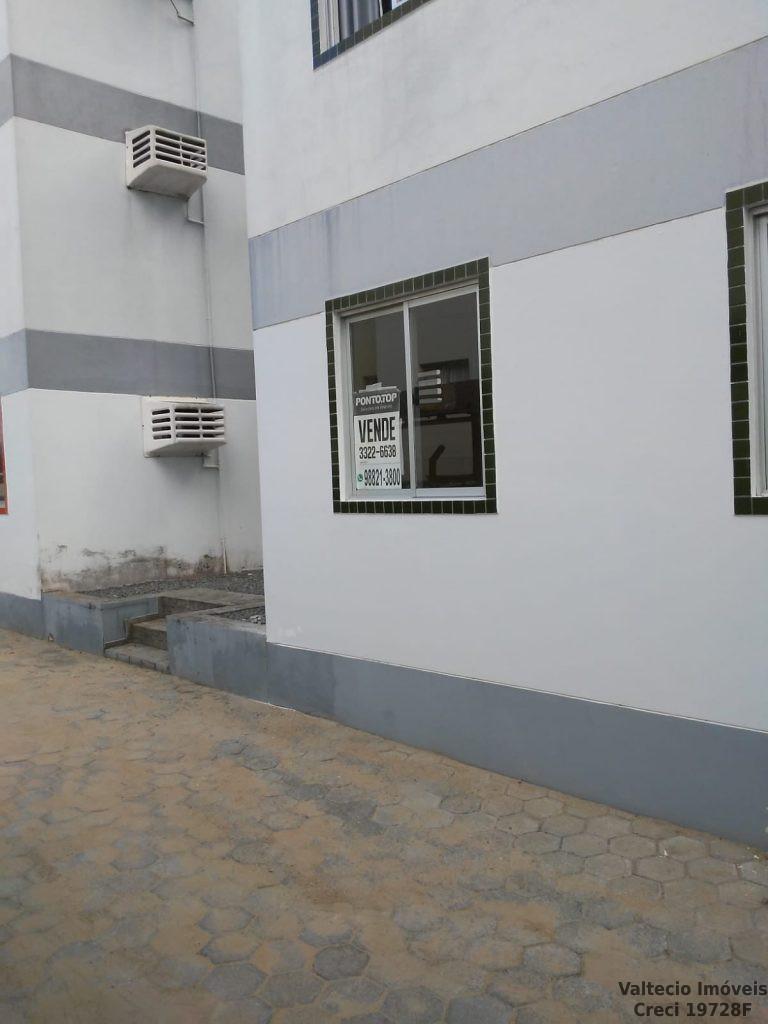 VELHA. VELHA.