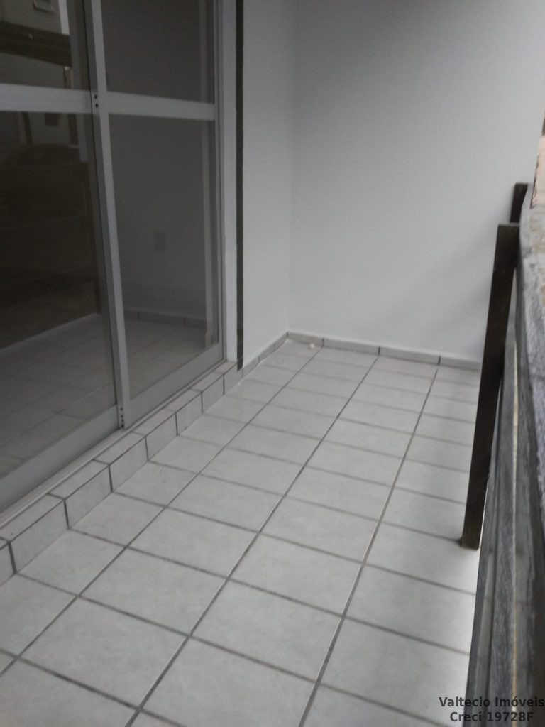 VELHA. VELHA.